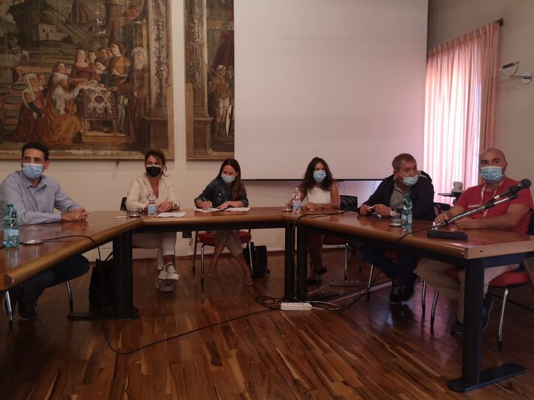 Patto occhialeria foto firma