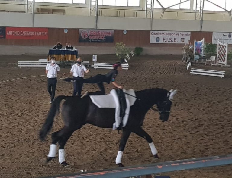 b4f063b7-6028-45aa-b837-5d9e0f2a3330