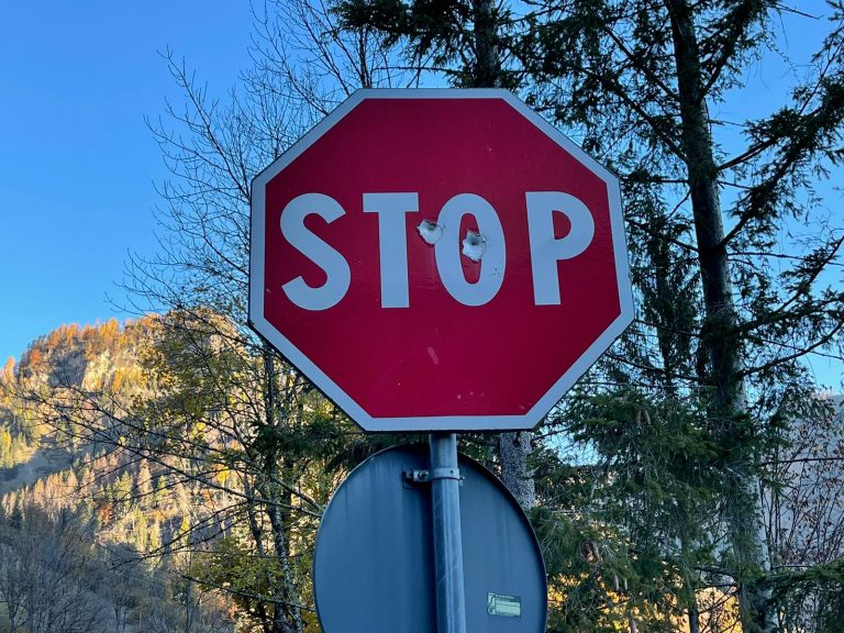 002aaad0-c736-4915-856c-e6d4b454e9ee