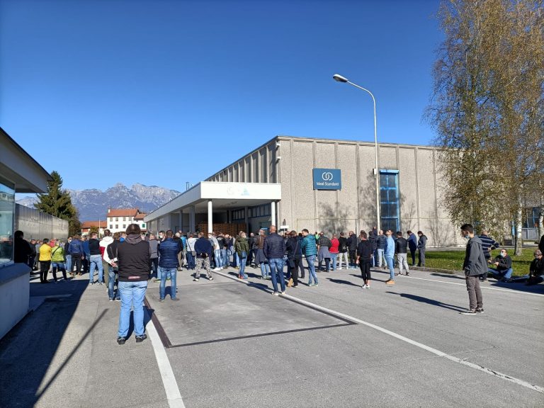 4930181d-1947-4305-9165-0b12dcb83af3