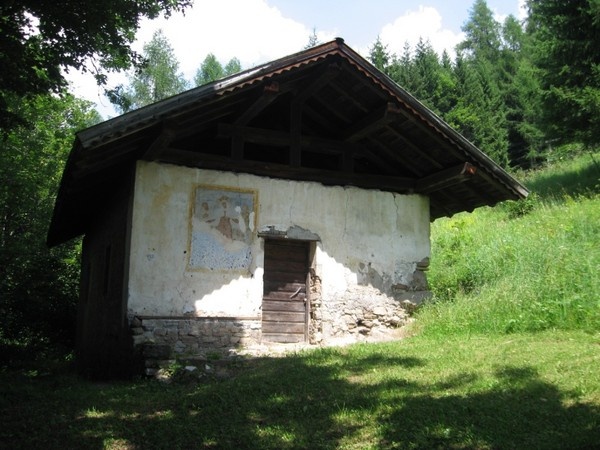 Confraternita-dei-battuti-Dolomiti-Vallada-Agordina-1