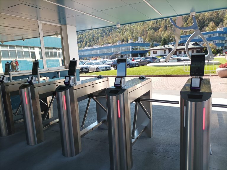 c189a773-fc1f-412c-9d7e-5af56e6c71a3