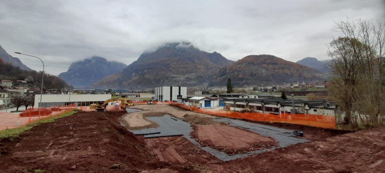 080ad8ef-1c7b-41fa-8f46-b29525b255fe