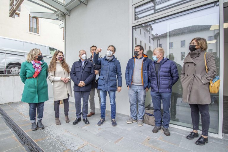Consegna FabLab ex ospedale (1)