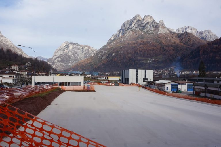 b873ed00-4673-4a43-b0b2-89fc7a1587ab