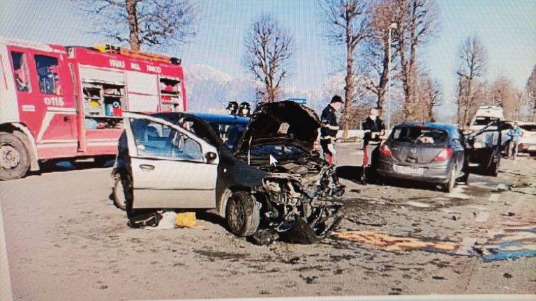 6fa33f96-6aae-4b82-a578-9229a1e56f38