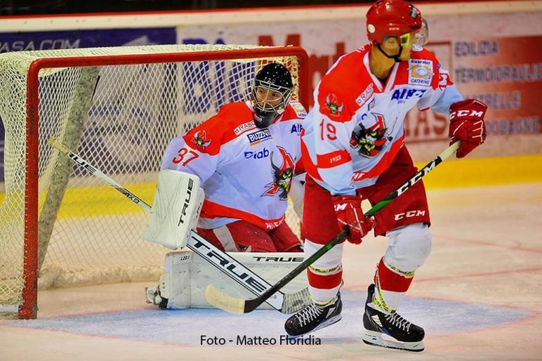ALLEGHE HOCKEY-1