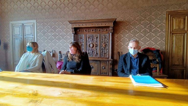 ca136f16-5fc1-4205-b925-856b0bdd9df4