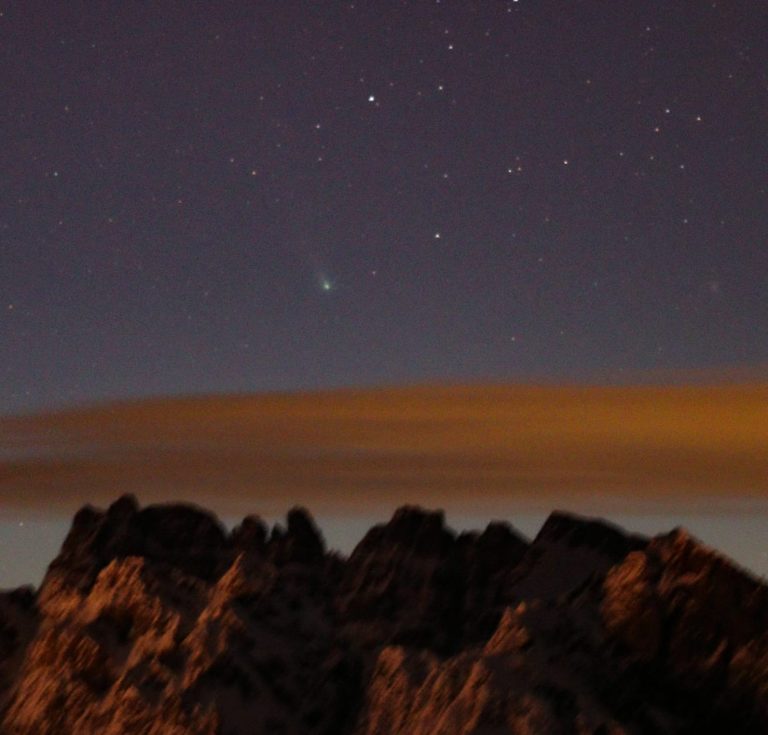 df76890a-ed4b-47b5-9f5b-107e3b1b0212