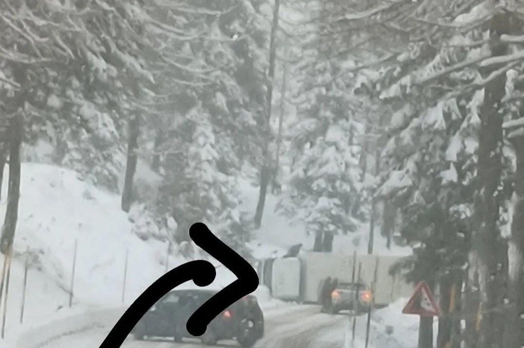 edfb5b9a-a25e-4dc0-a89c-7447a7978c14