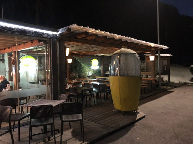 fa37b8dc-5be2-48c9-98f2-272a52caf83c