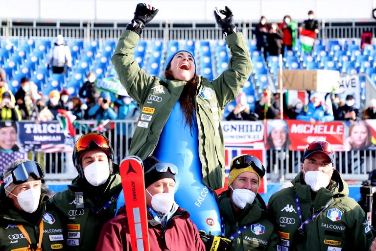 220122-Downhill-SofiaGoggia-©Pentaphoto-CortinaSkiWorldCup-2022-9