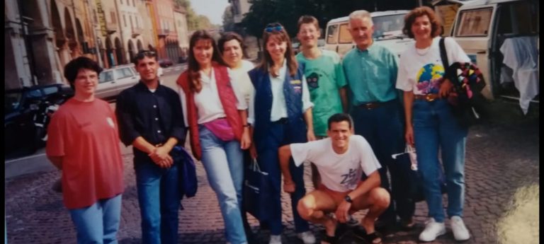 ba01d52c-692b-4030-a74c-182bfccaa1de