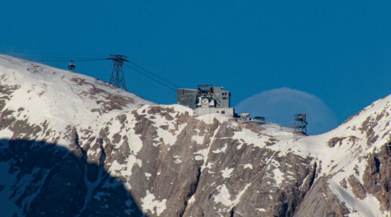 e6e387a0-7be1-4ad3-a76d-d351112ba4fc