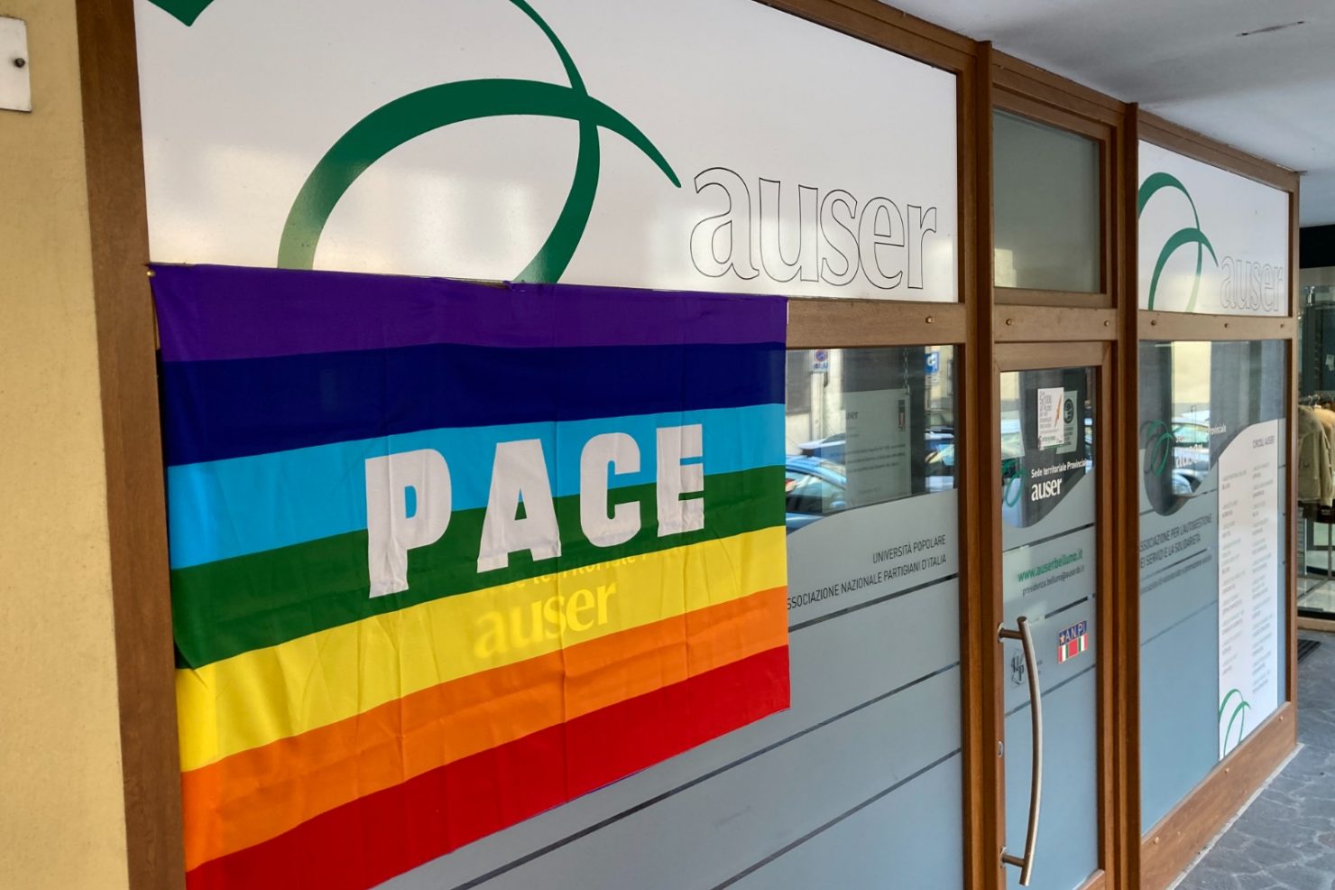 2d58e350-f493-48a3-bb00-380449f97a6a