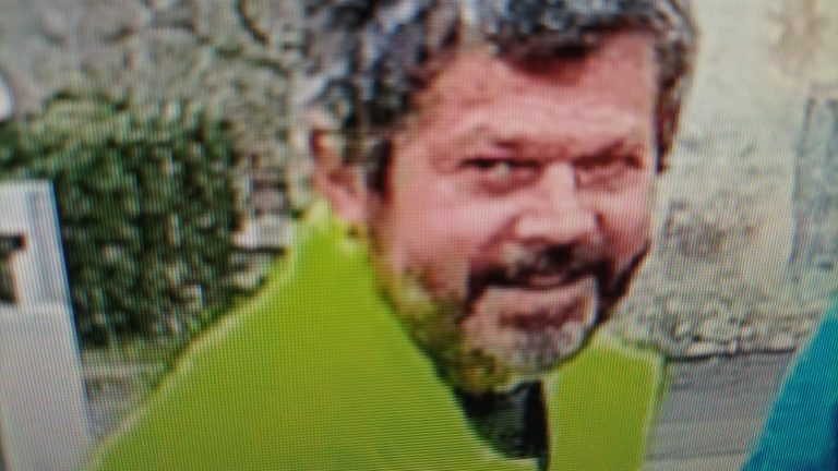 825988de-8eca-4edf-97e9-1a7b922b591e