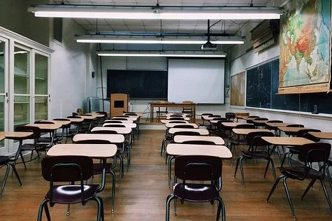 classroom-2093743__340