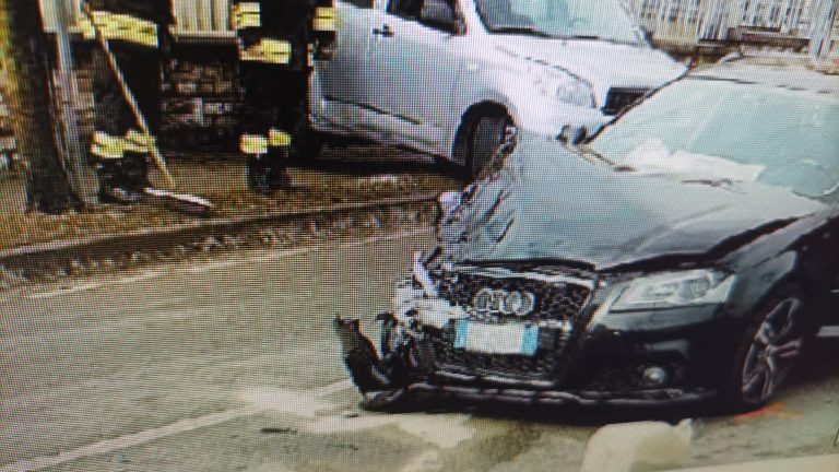 e3406690-caa8-43ff-b5cf-64fc76b29433