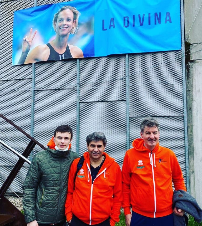 6f171b94-45c8-423f-be3b-71f132a80eac