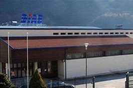 th