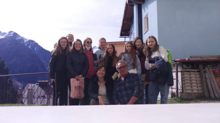 1285fa0c-020a-4e2a-bac5-757f6ef7f388