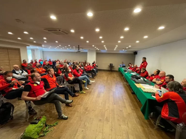 5949437897725818264_121-1024×768