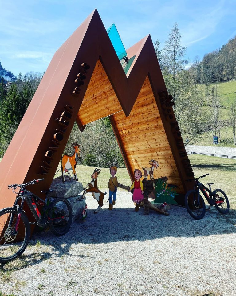 617aded4-3cc8-441e-8df2-234c18bd5520