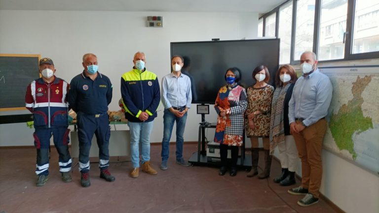 636b807e-7d02-4249-834b-f9eb75071020