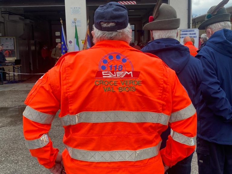 956ac839-27f6-4c9f-a025-872f65da9903