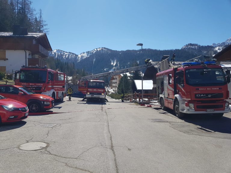 9f7573e7-d4c7-4ae8-aeab-1d7cb59415d4