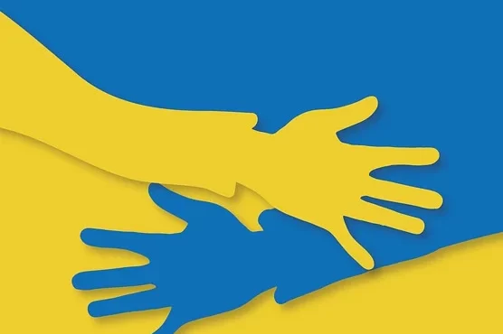 hands-7064414_960_720