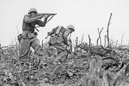 soldiers-1172111__340