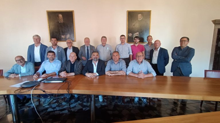 44564c1e-a3de-4597-bf02-8d7677ad7ccd