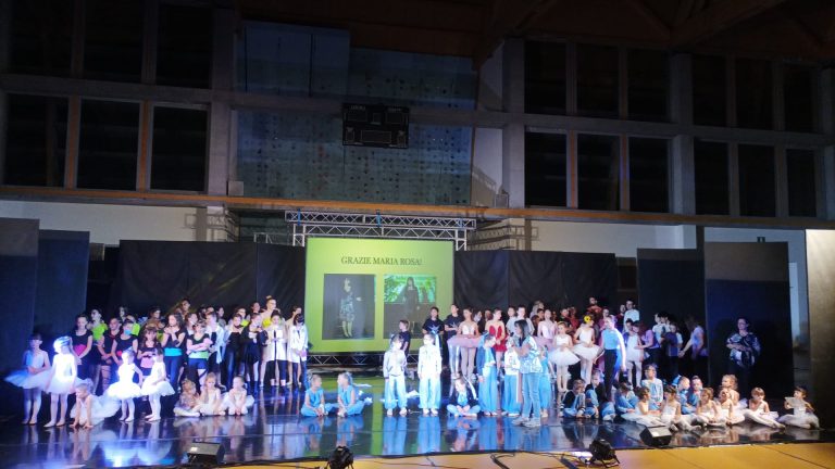 4f04f3f7-0542-4f82-95e4-735438120605