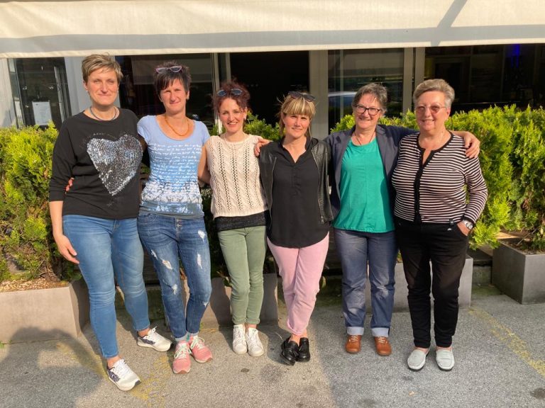 9b4127af-e2a8-4794-a105-674e291570f1