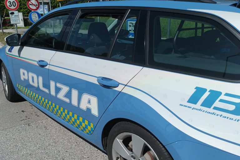 POLIZIA 1