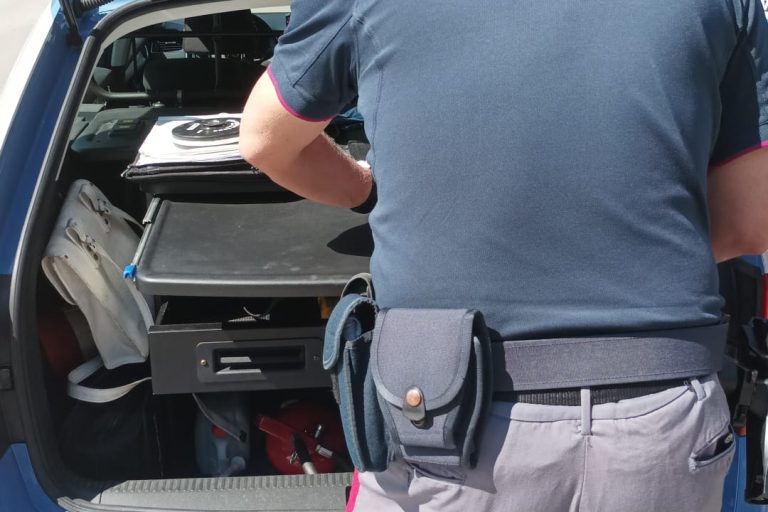 POLIZIA