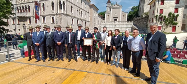 c40febaa-5acf-4cdc-a8c6-7aec601c8e1e