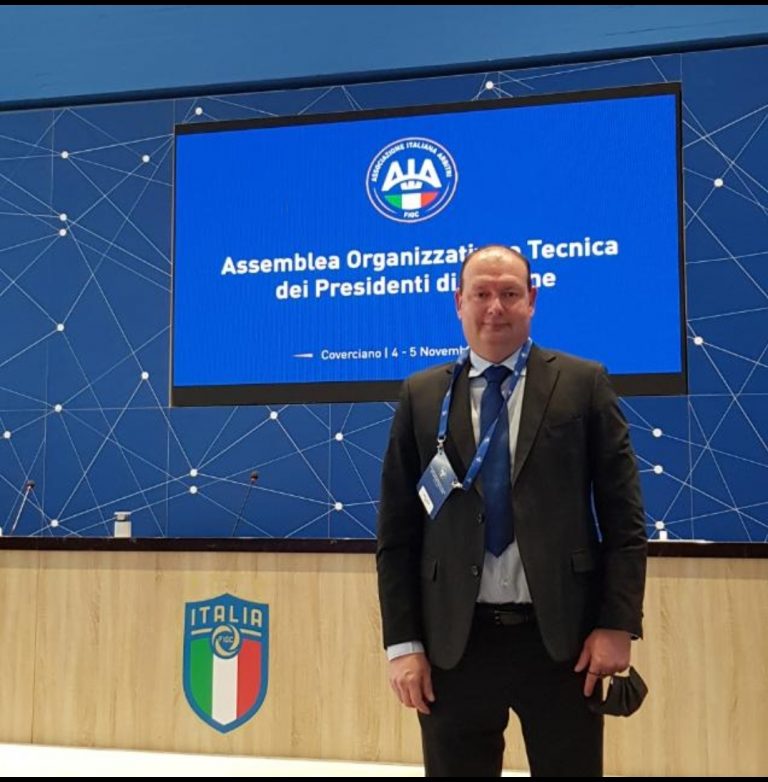 d2b360f9-a512-4b9f-a1f7-c27cf8345e7b