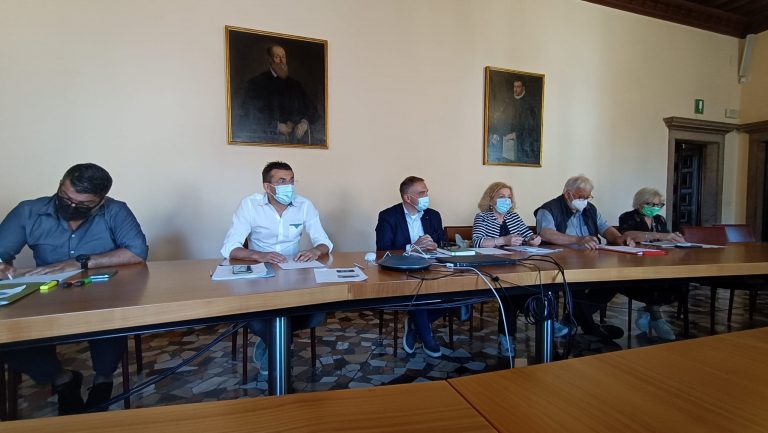 df854d10-8964-44fb-82a6-1b131a462917