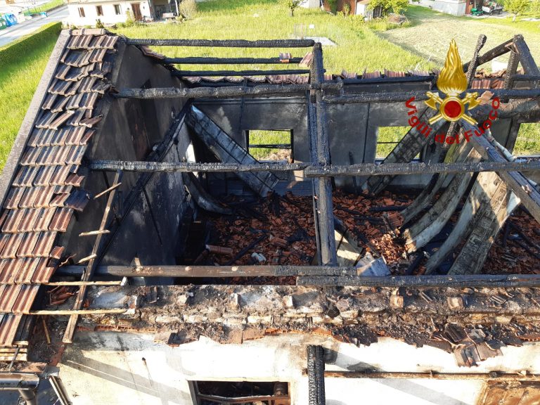 ee086051-a2a1-4d1b-9e4d-c4ac90008e68