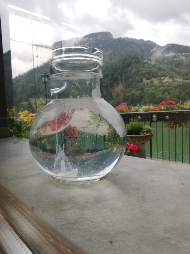 5af74ec4-57e8-4f5f-80ce-c17bfb0f60f2