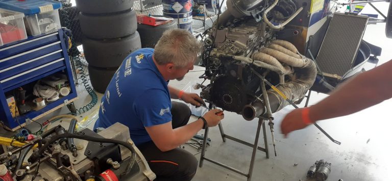 a8260505-a0d5-4dcd-8819-21c4a4322725