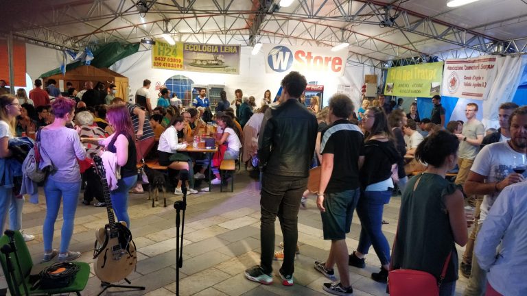 ddc93670-ec99-464e-ad3c-ad4fb5fd9485