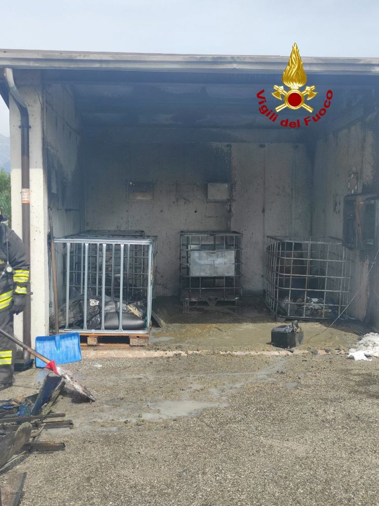 f7e9c7db-a8d7-40d8-9ebd-ff39cd26f11b