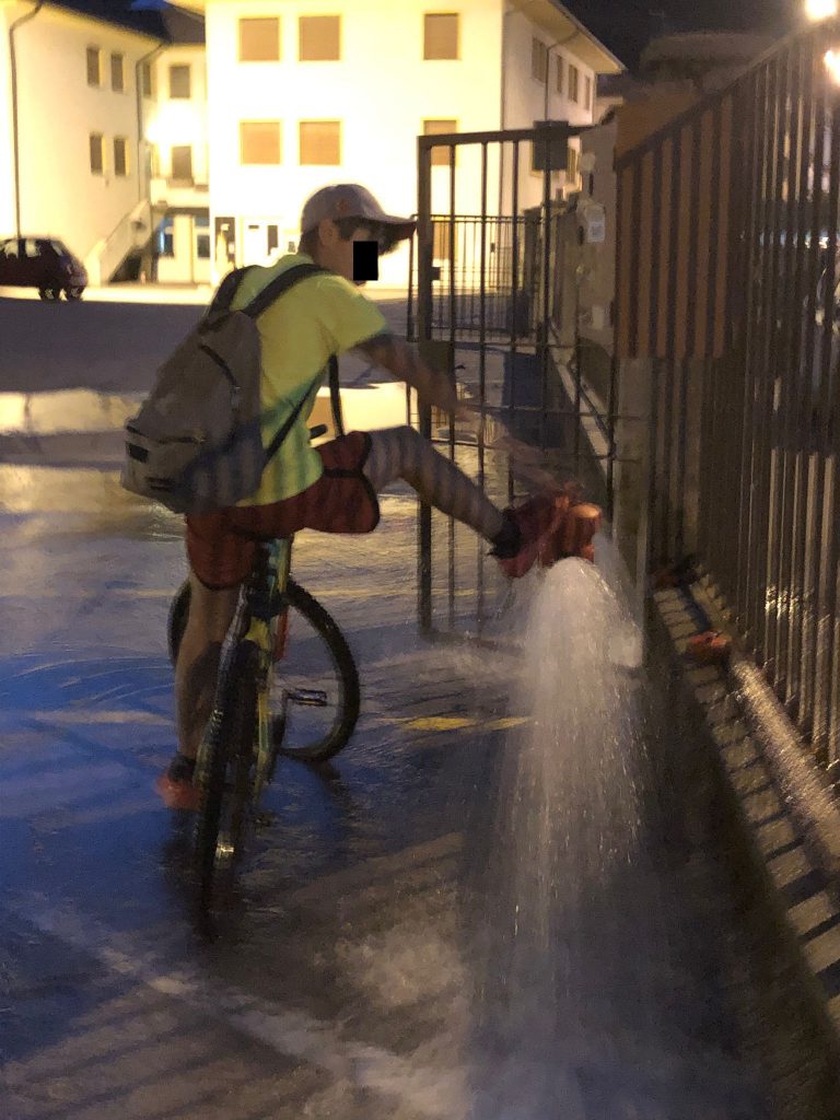 60c706d6-97c2-4745-b8dc-223629864100