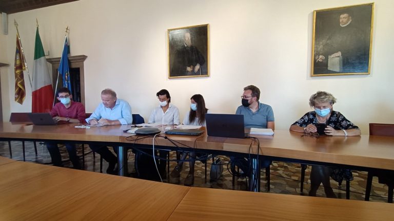 724c39f6-9153-4db2-8e94-eee5387d6b7d