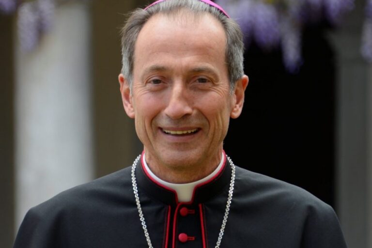 Vescovo Renato Marangoni