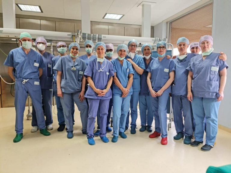 b2b8ad1d-d14a-4851-aa3e-cab36ca2a2f7