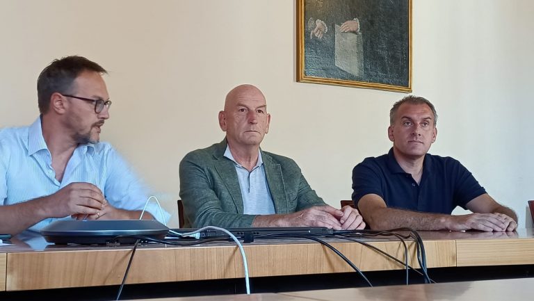 f36fdb0a-04ef-4166-95d0-c477963fb8e3